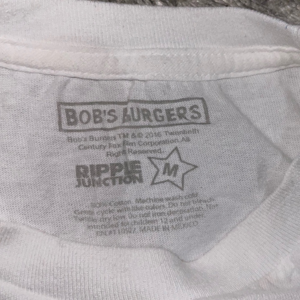 2015 Graphic Humor vintage Printed Tee NWOT - Picture 2 of 5